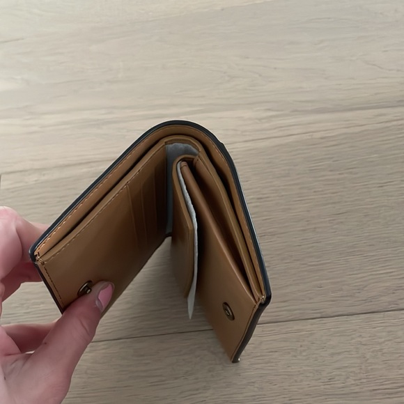 Coach Wallet - Picture 8 of 10